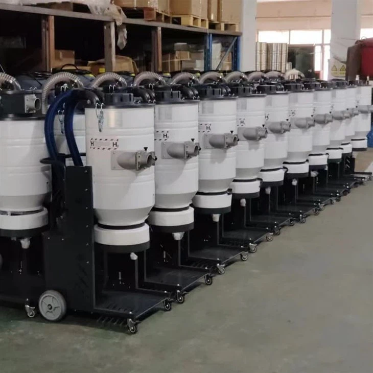 New High Quality 42L 1200W Dry Wet Dual Purpose Household Industrial Tank Vacuum Cleaner Electric Bagless Handheld For Sale factory